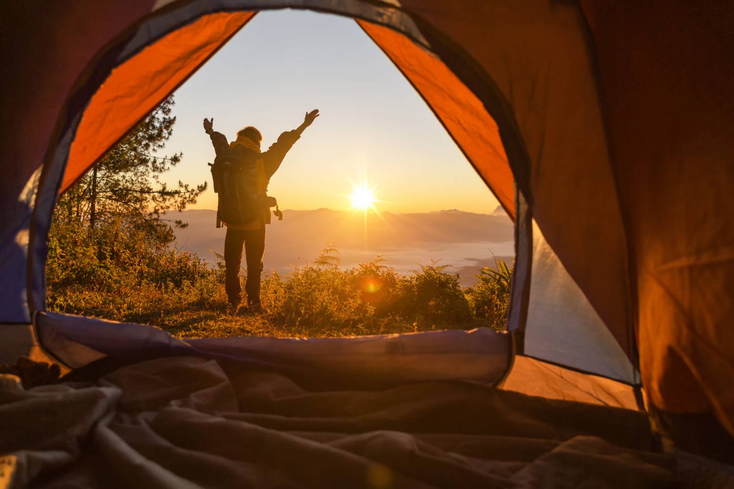 60+ Gift Ideas for People Who Go Camping